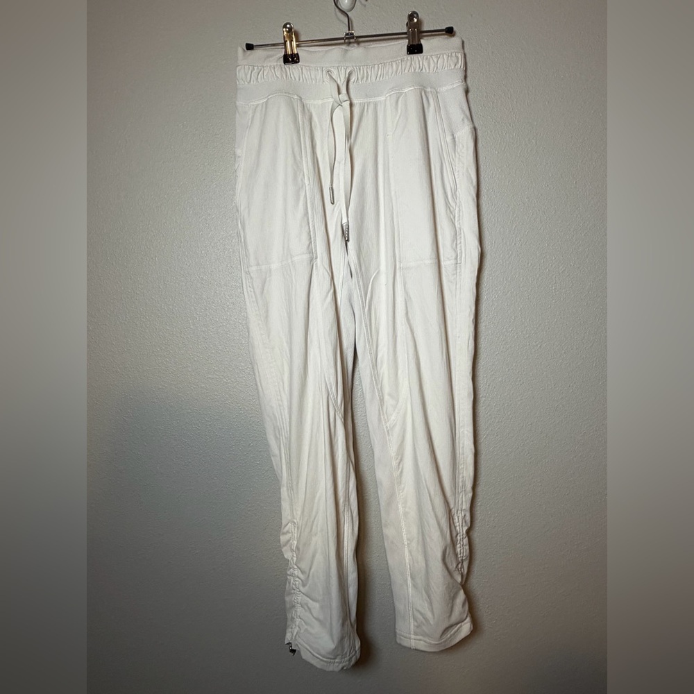 Lululemon athletica white dance studio pants? Size 2